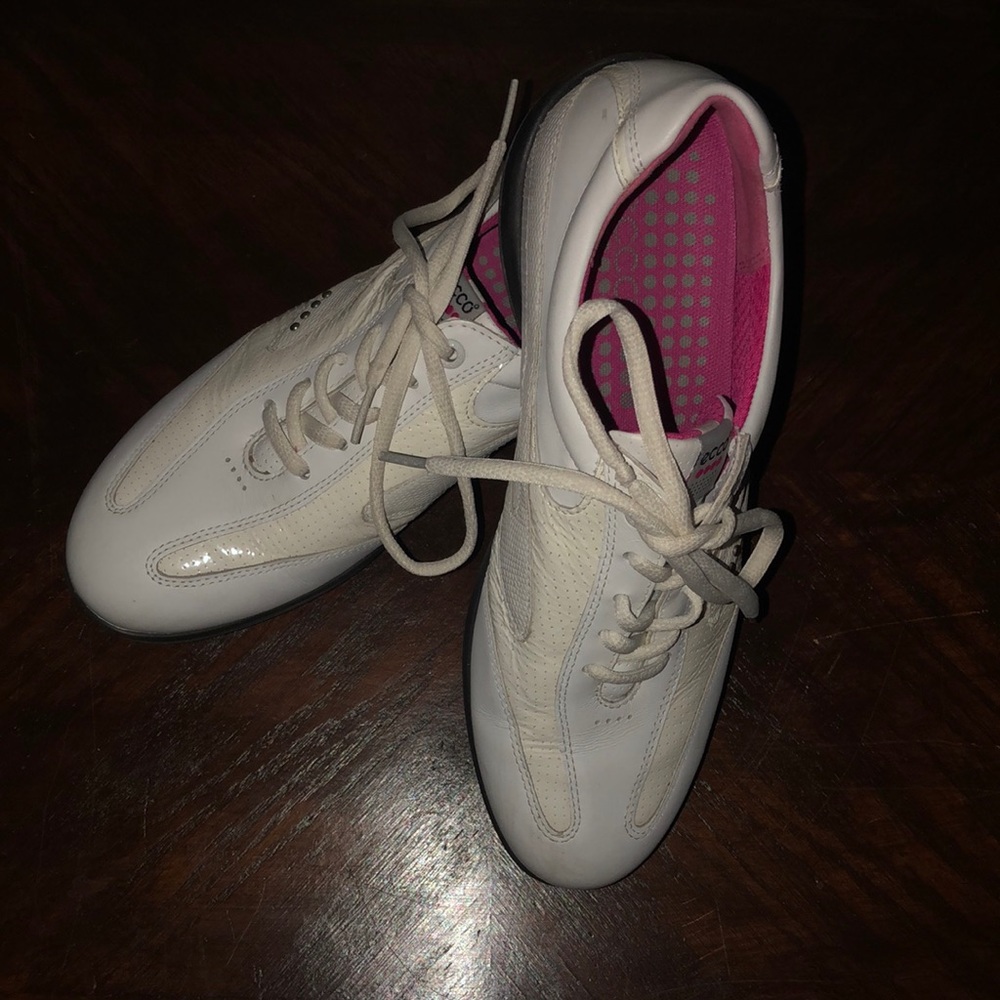 Women’s ecco golf shoes